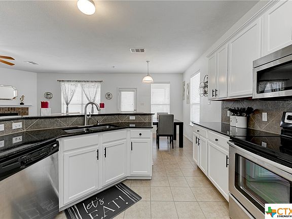 3rd image of 2606 Red Fern Dr