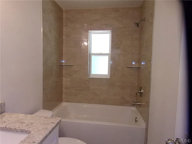 916 Independence Hwy — Photo 26