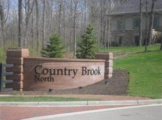 8027 Country Brook Ct, Springboro, OH 45066