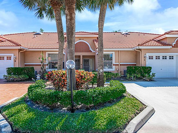 3rd image of 9832 Summerbrook Terrace #C