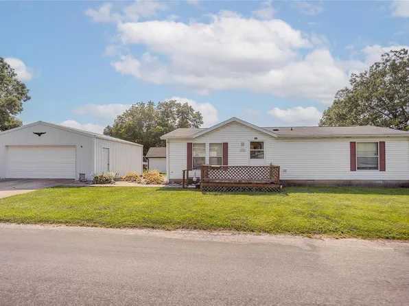 125 Grant St, Red Bud, IL 62278