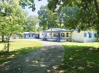 158 Private Road 122, Eucha, OK 74342