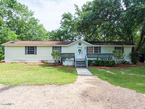 2nd image of 120 Baumgardner Cir