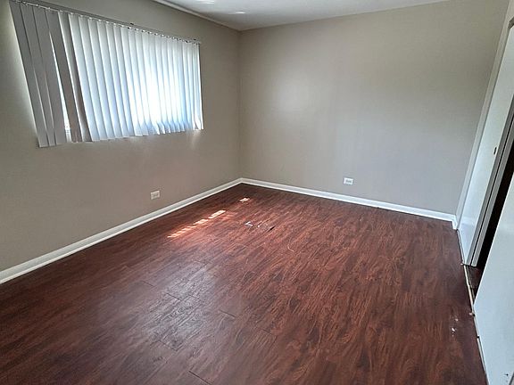 4th image of 9722 S Kedzie Ave APT 1W