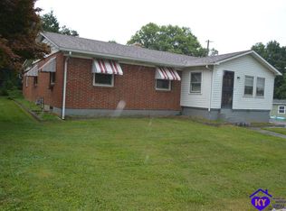 505 Cedarcrest Dr, Vine Grove, KY 40175