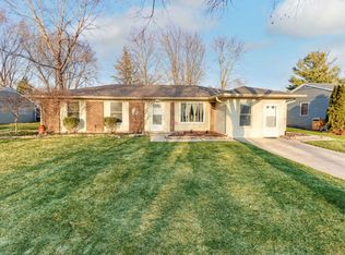 614 S 11th Ave, St Charles, IL