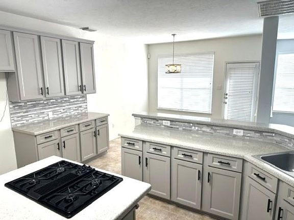 5th image of 20826 Divellec Ln