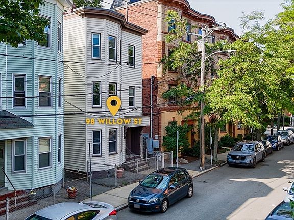 2nd image of 98 Willow St