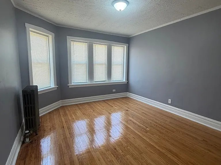 7001 S Aberdeen St — Photo 19