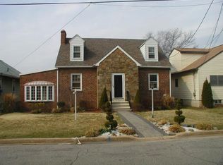 11 Spruce Ave, Elsmere, DE 19805