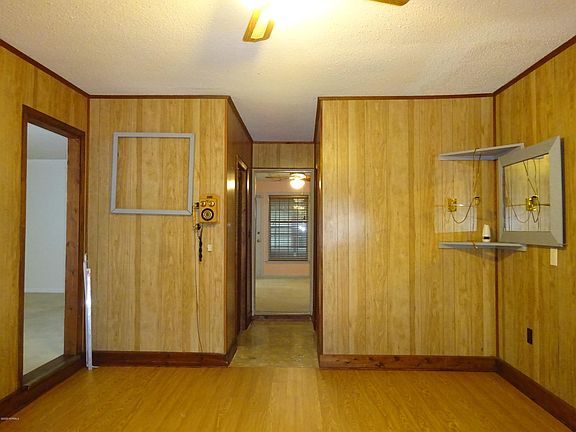 5th image of 108 Greenbriar Dr
