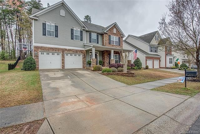 1st image of 1063 McLaren Dr