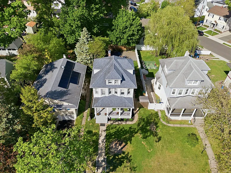 42 Spring Valley Ave — Photo 41