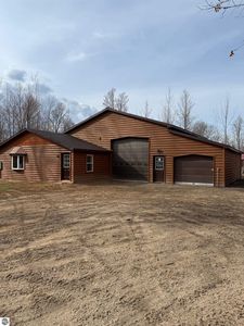 410 Norwegian Trl, Harrison, MI, 48625