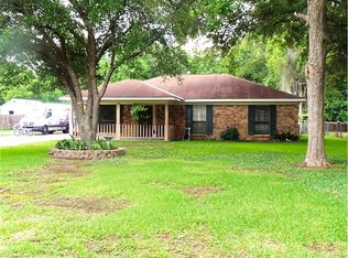 3925 Terry Ln, Mobile, AL 36605