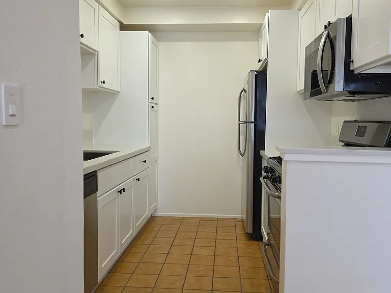 4220 Arch Dr #3 — Photo 9