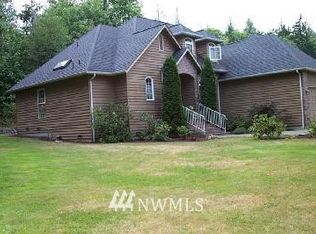 3984 Campus Ln NE, Bremerton, WA 98311
