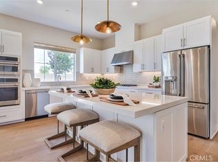 27419 Shining Willow Ln, Valencia, CA 91381