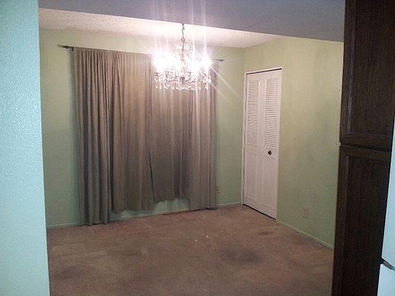 5th image of 4814 W Dahlia Dr