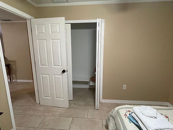 3rd image of 2930 Bonita Dr
