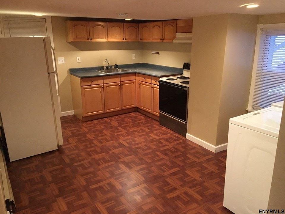 1st image of 707 Pawling Ave