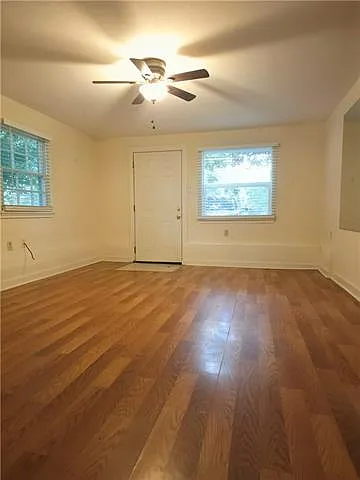 111 Stella St — Photo 18