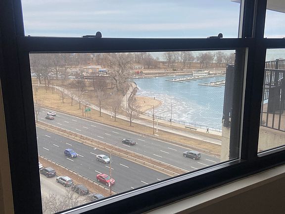 4th image of 3410 N Lake Shore Dr APT 11C