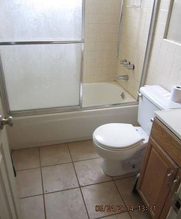 5th image of 13634 Douglas St