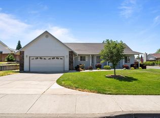 4318 Desert Pl, Pasco, WA