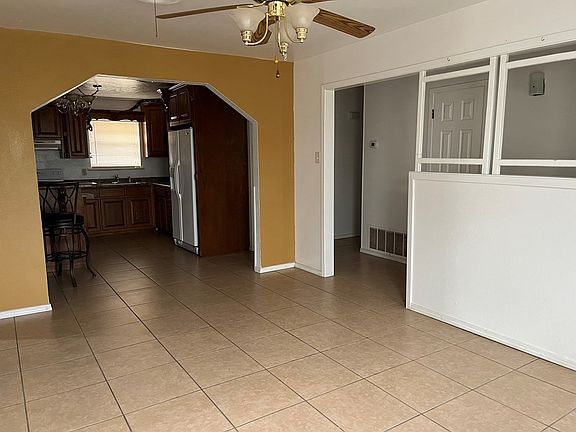 5th image of 10242 W Palomino Dr
