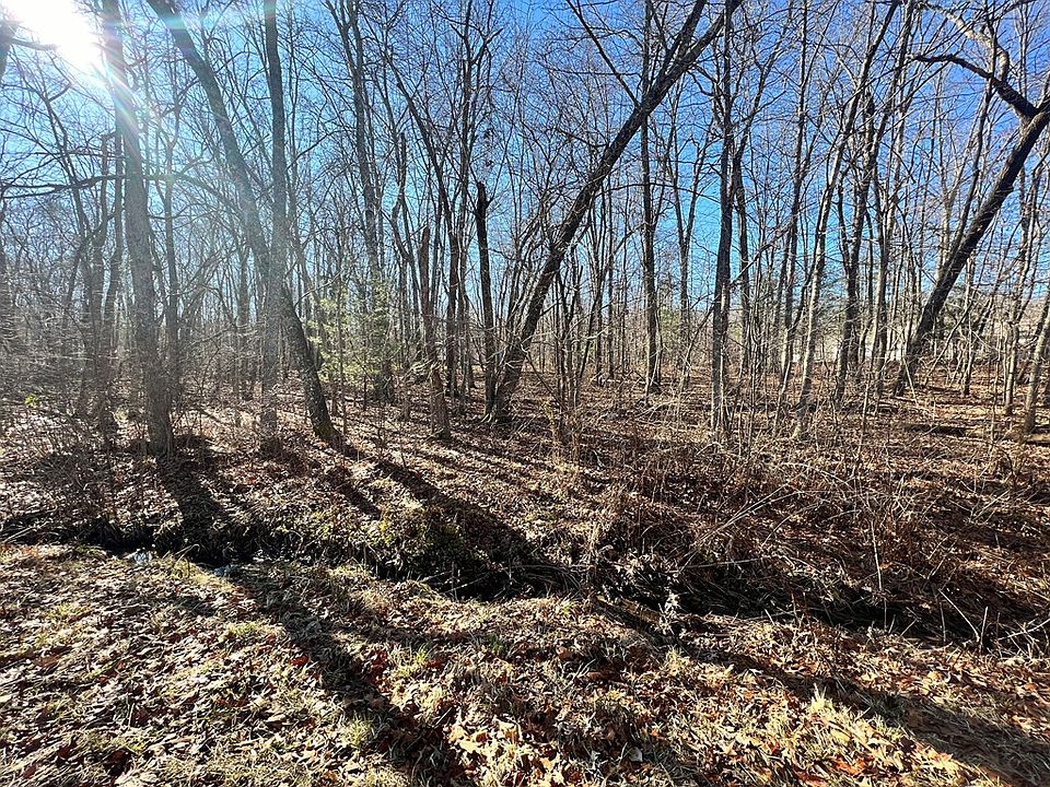 2nd image of 3010 Niska Dr