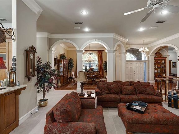 4th image of 3714 Ben Hogan Dr