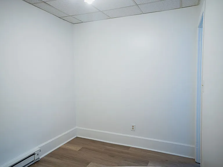 415 Wyandotte Street — Photo 11