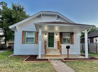 510 E Penning Ave, Wood River, IL 62095