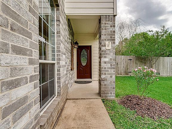 2nd image of 16135 Cypress Point Dr