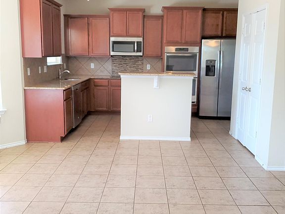 4th image of 3606 Lorne Dr