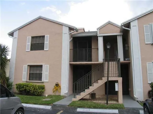 820 N Franklin Ave APT J, Homestead, FL 33034