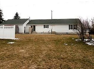 7011 Charles St, Pigeon, MI 48755