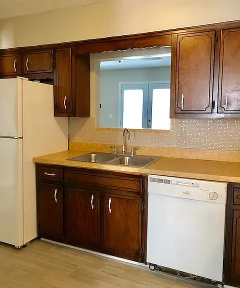 5958 Sherwood Pl — Photo 9