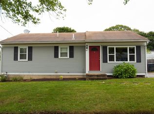 42 Sheryl Cir, Warwick, RI 02818