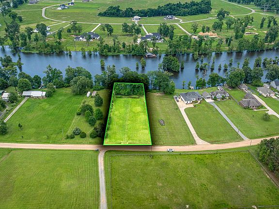 2nd image of 7286 Bayou Dr