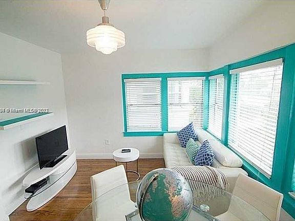 2nd image of 1555 Pennsylvania Ave APT 101