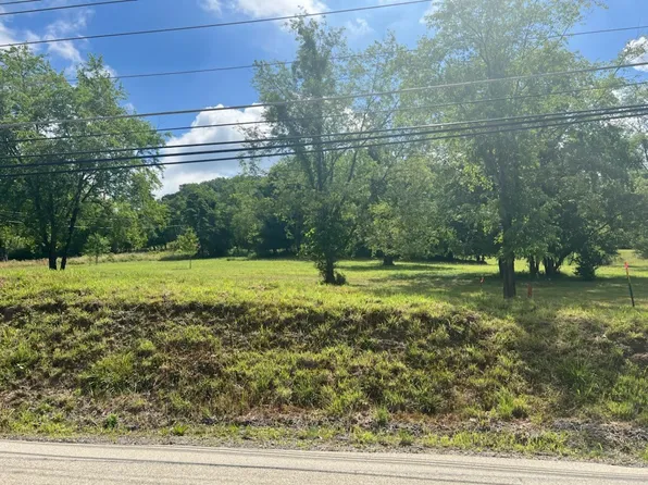 5118 Watters Rd, New Kensington, PA 15068