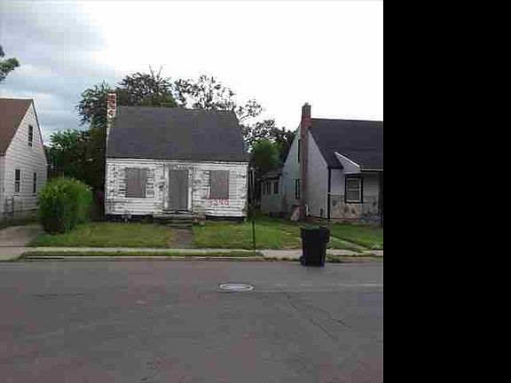 3249 Bassett