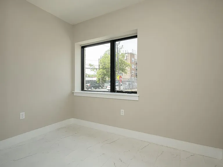 242 Beacon Ave #102 — Photo 9