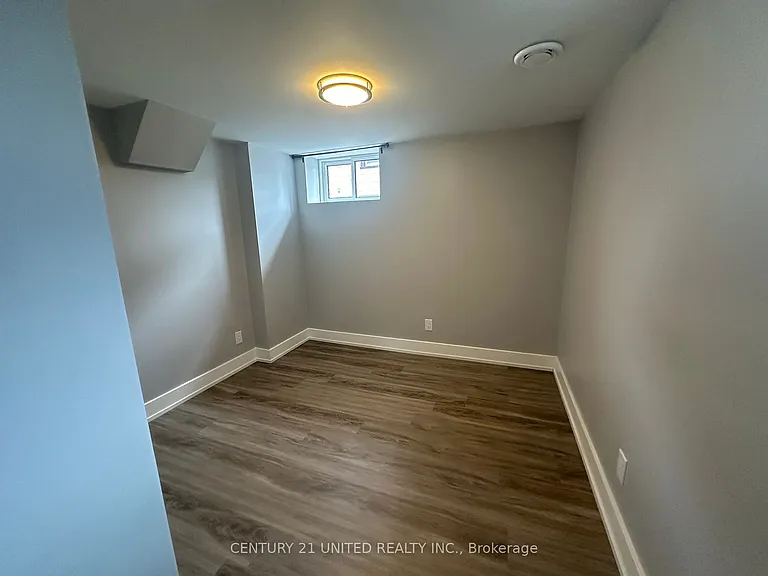1055 Western Ave #A — Photo 9