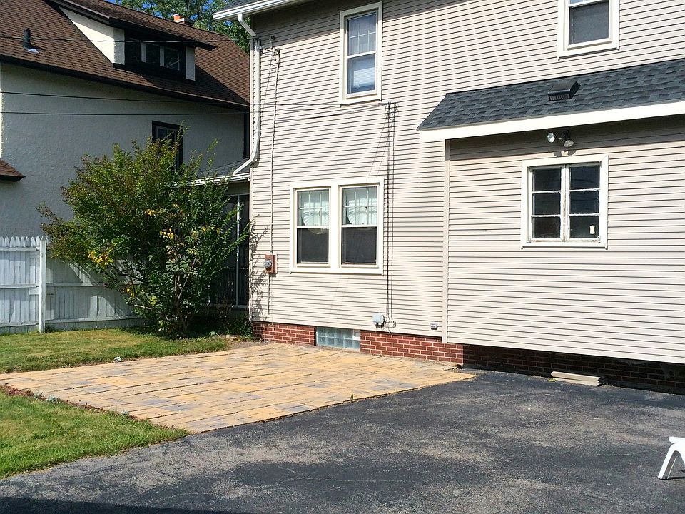 111 Hurstbourne Rd, Rochester, NY 14609 Zillow