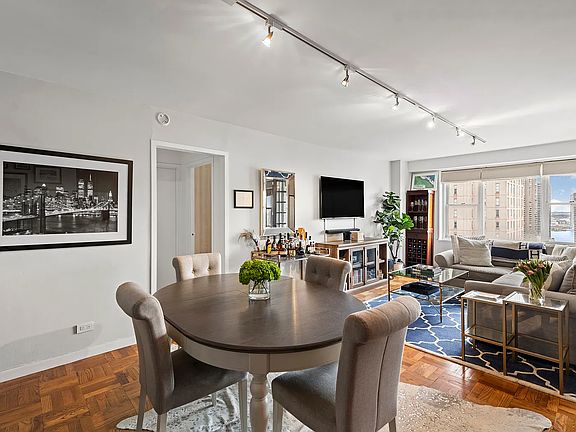 3rd image of 137 E 36th St #23C