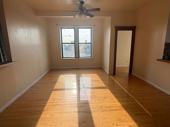 4th image of 812 W 33rd St #3