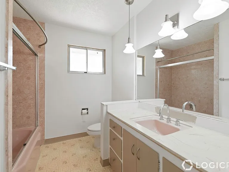1305 Henderson Dr — Photo 19
